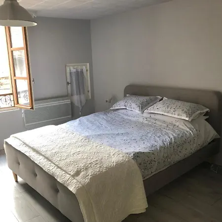 Feriehus Townhouse In De Barrez Mur-de-Barrez